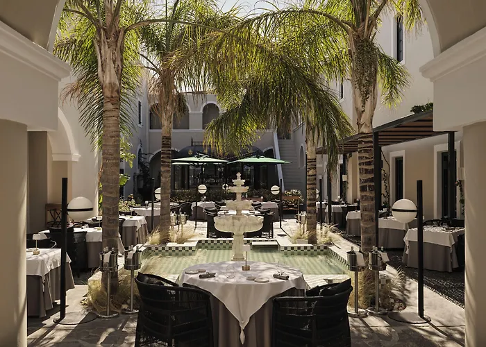 Katikies Garden Santorini - The Leading Hotels Of The World