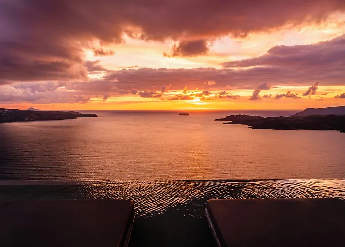 Lilium Hotel Santorini